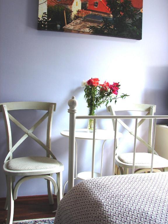 Chmielna Guest House Warsaw Room photo
