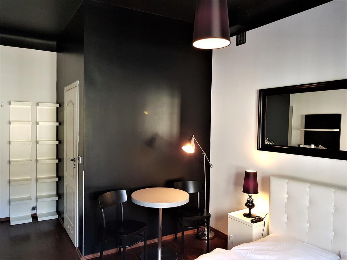 Chmielna Guest House Warsaw Exterior photo