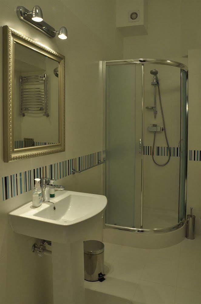 Chmielna Guest House Warsaw Exterior photo